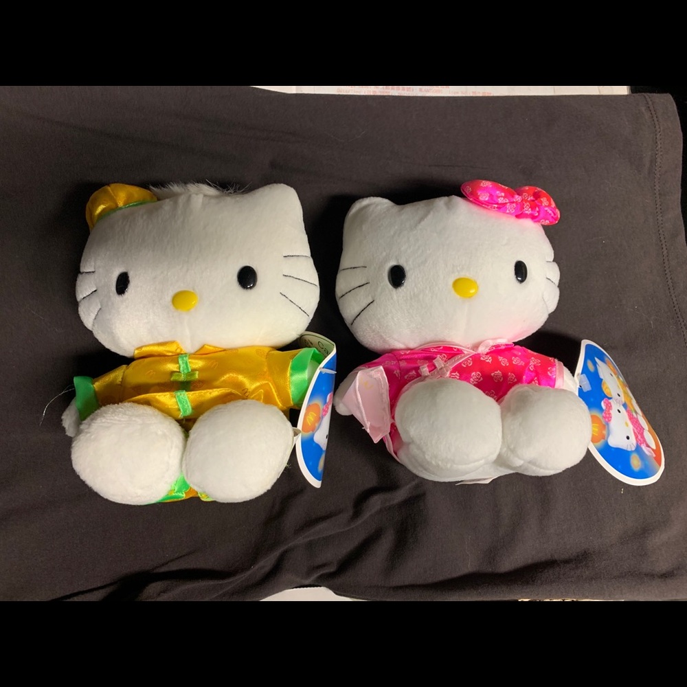 McDonald’s Hello Kitty Chinese Costume Set